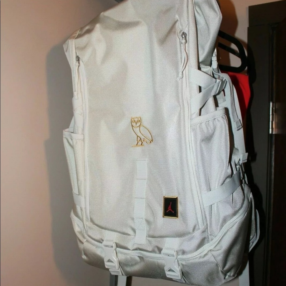 OVO JORDAN BACKPACK - Picture 2 of 3